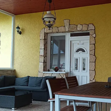 Barackos * タポルツァ