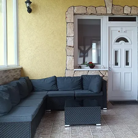 Barackos アパート *